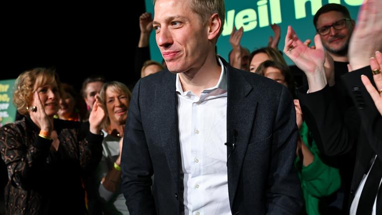 Dominik Krause vo den Grünen gewinnt die Stichwahl zum Oberbürgermeister in München.