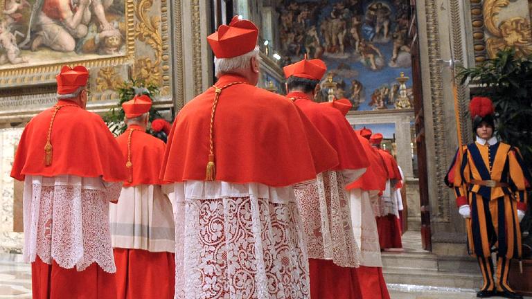 Einzug der Kardinäle in die Sixtinische Kapelle