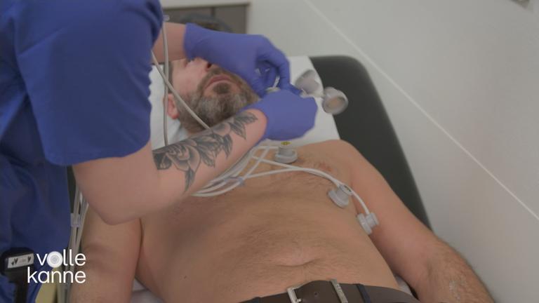 EKG wird angeschlossen