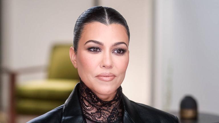 Kourtney Kardashian in einer Szene der Realityshow "The Kardashians" Staffel 4 von 2023.