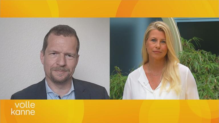 Prof. Niels Halama mit Nadine Krüger im Bild