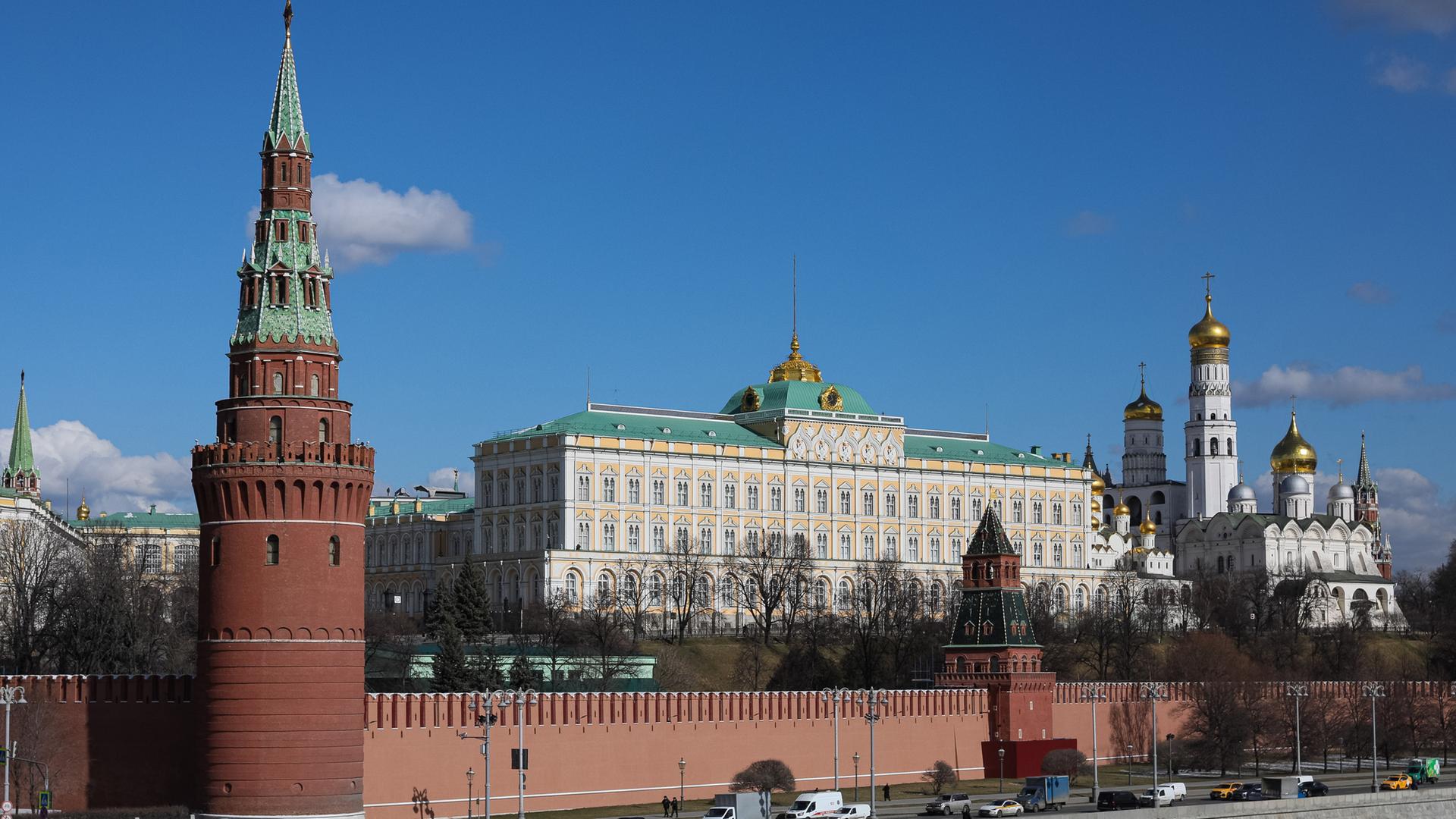 Eine Außenansicht des Kremls in Moskau, Russland. Aufgenommen am 18.03.2025
