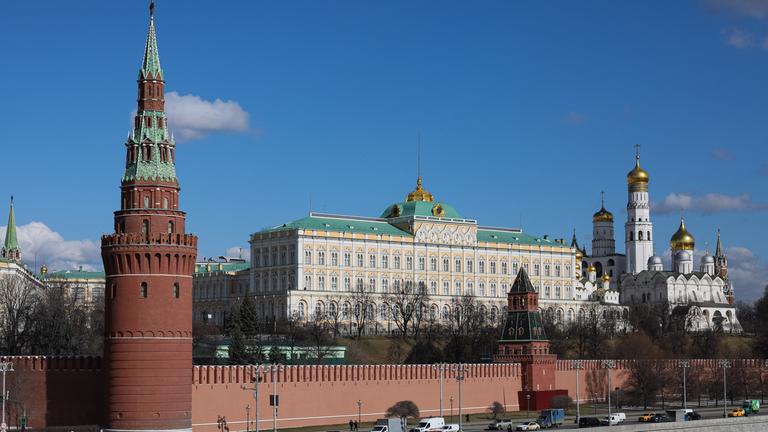 Eine Außenansicht des Kremls in Moskau, Russland. Aufgenommen am 18.03.2025