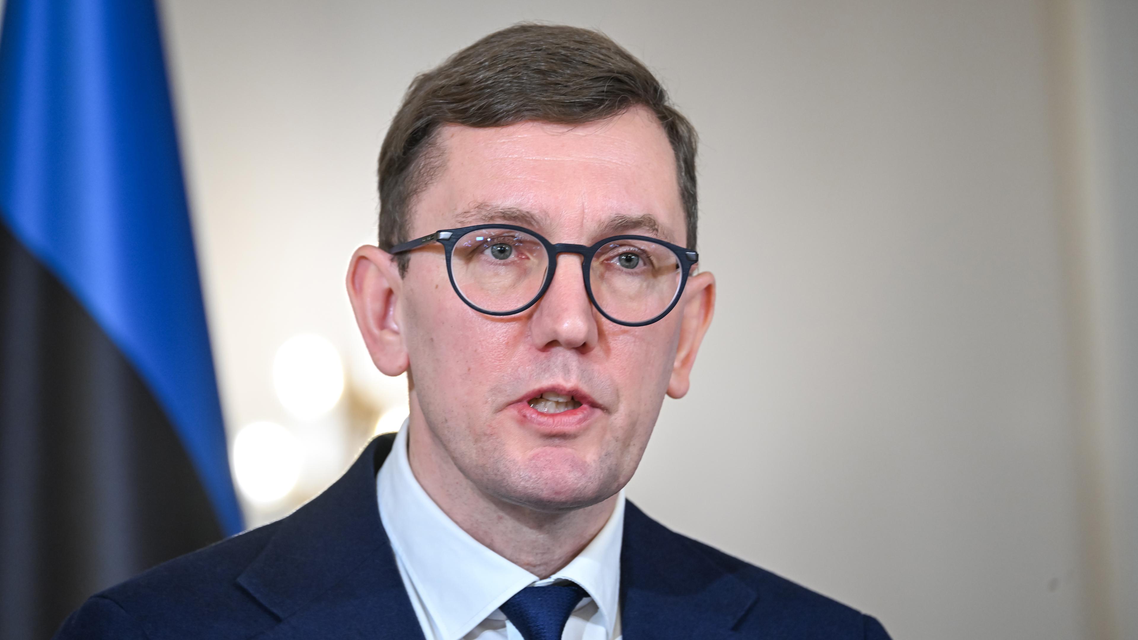 Estlands Ministerpräsident Kristen Michal bei einer gemeinsame Pressekonferenz.