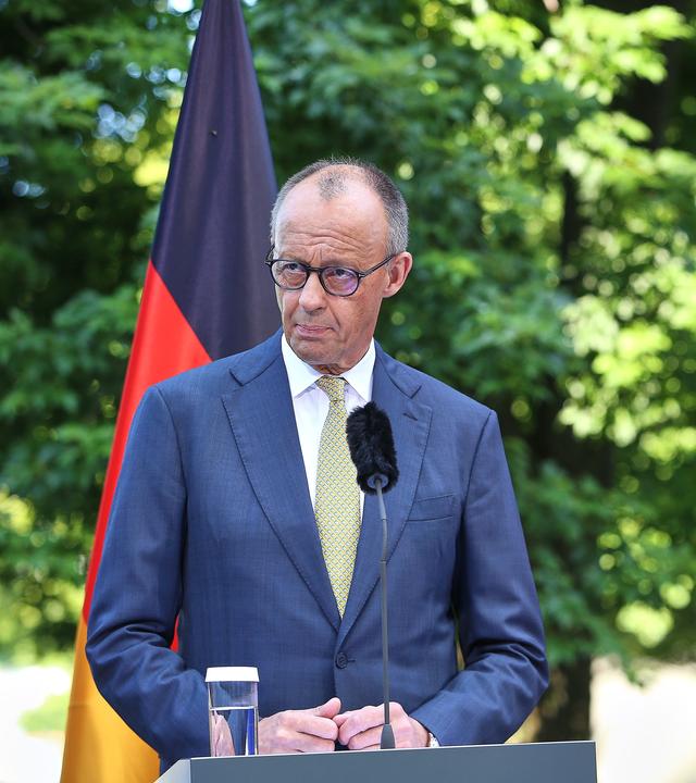 Bundeskanzler Friedrich Merz und Bundesministerin für Arbeit und Soziales Bärbel Bas.