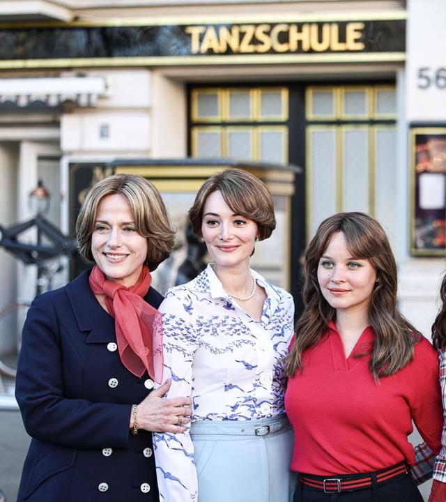 Setbesuch bei ZDF-Erfolgfsserie "Ku'damm 77"