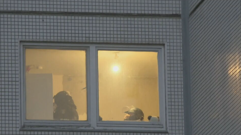 Razzia in einer Wohnung