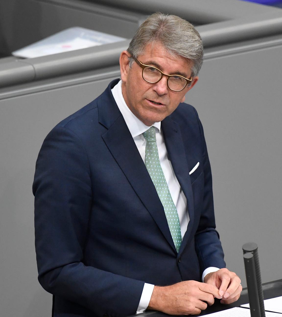 Wolfram Weimer in der 17. Sitzung des 21. Deutschen Bundestages im Reichstagsgebäude.