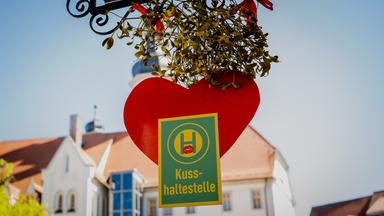 Kuss-Stopp für Verliebte: Aktion in Eisenberg