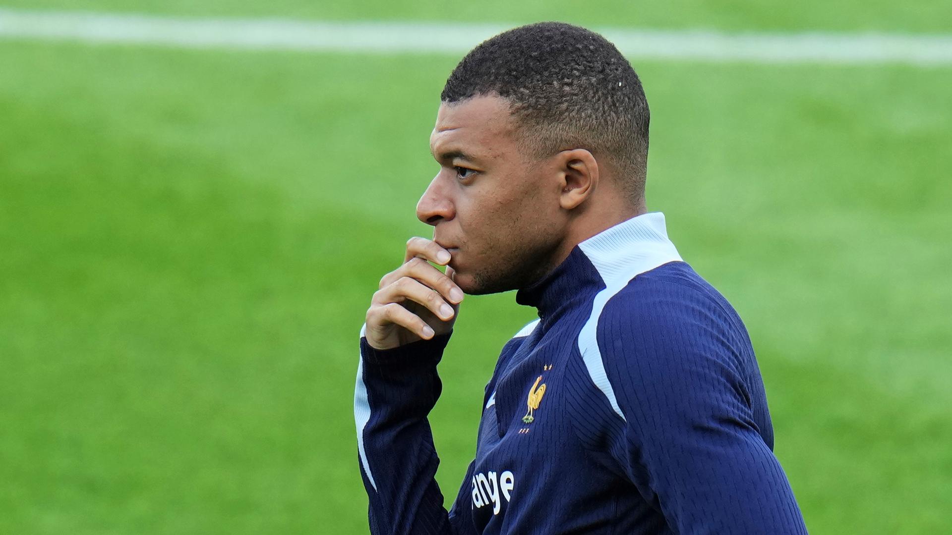 Kylian Mbappe beim Training vor der Fußball-EM 2024.