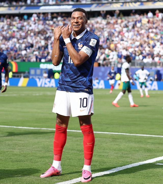 Kylian Mbappé beim Torjubel