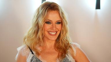Kylie Minogue: Einblick in Leben und Karriere