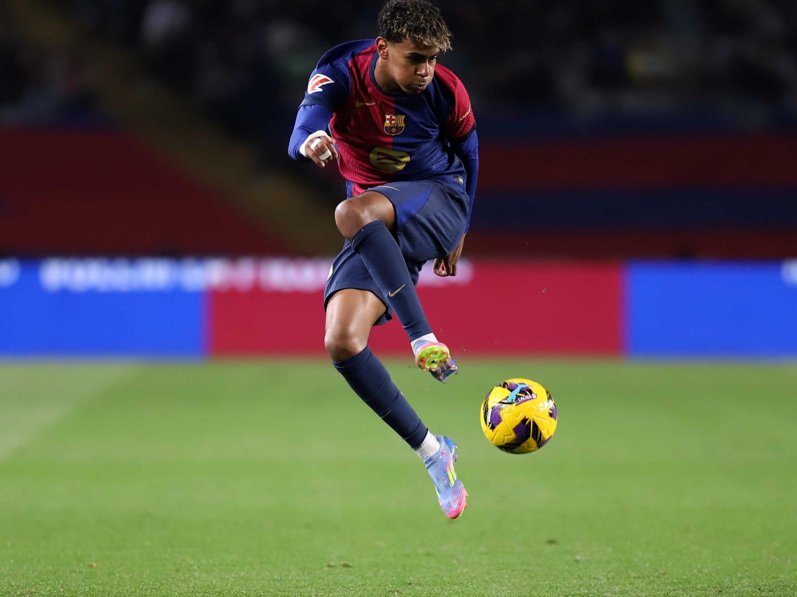 lamine-yamal-116~1600x1200