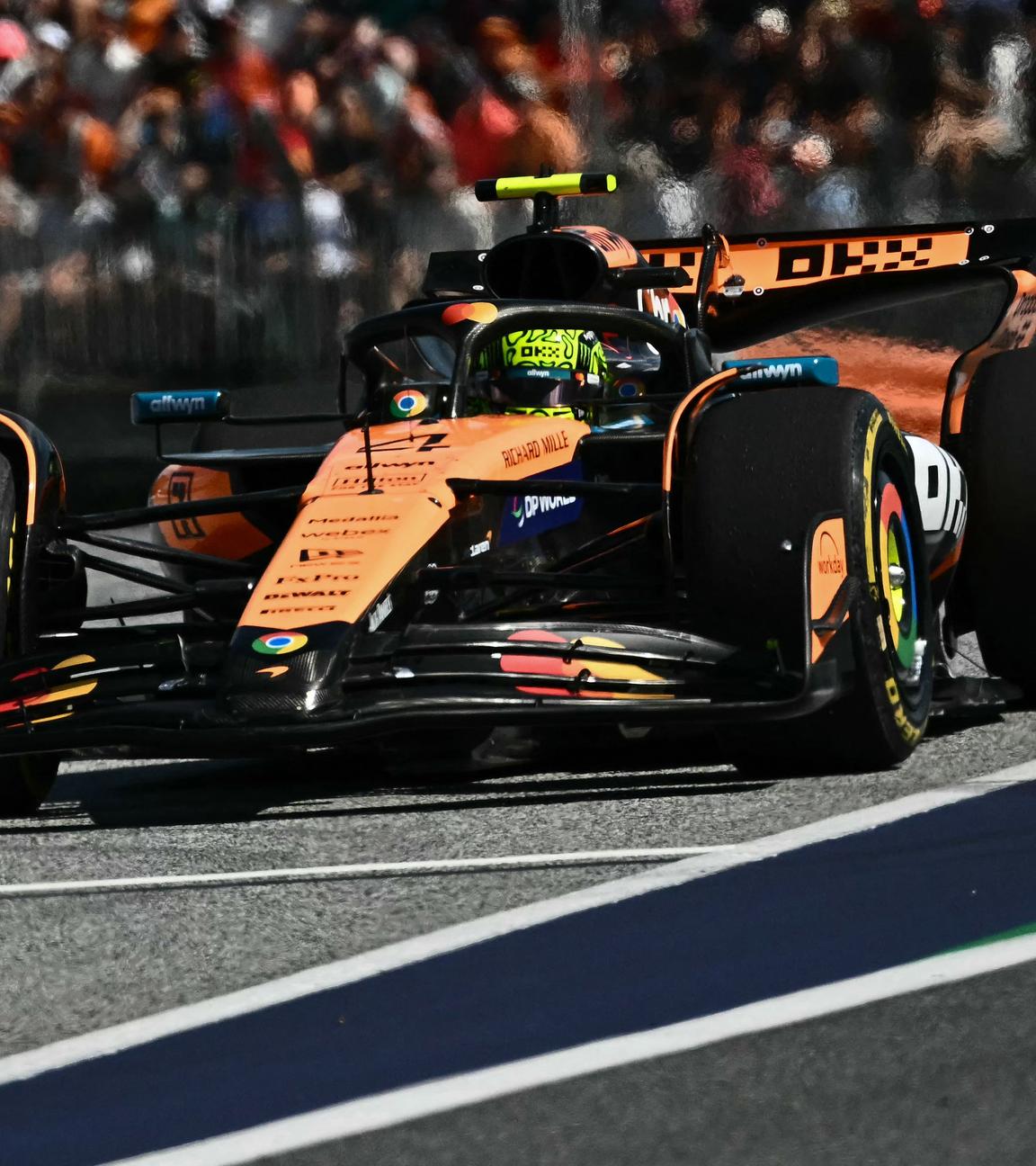 Der britische McLaren-Pilot Lando Norris fährt beim Großen Preis von Österreich auf dem Red Bull Ring in Spielberg, Österreich, am 29. Juni 2025.