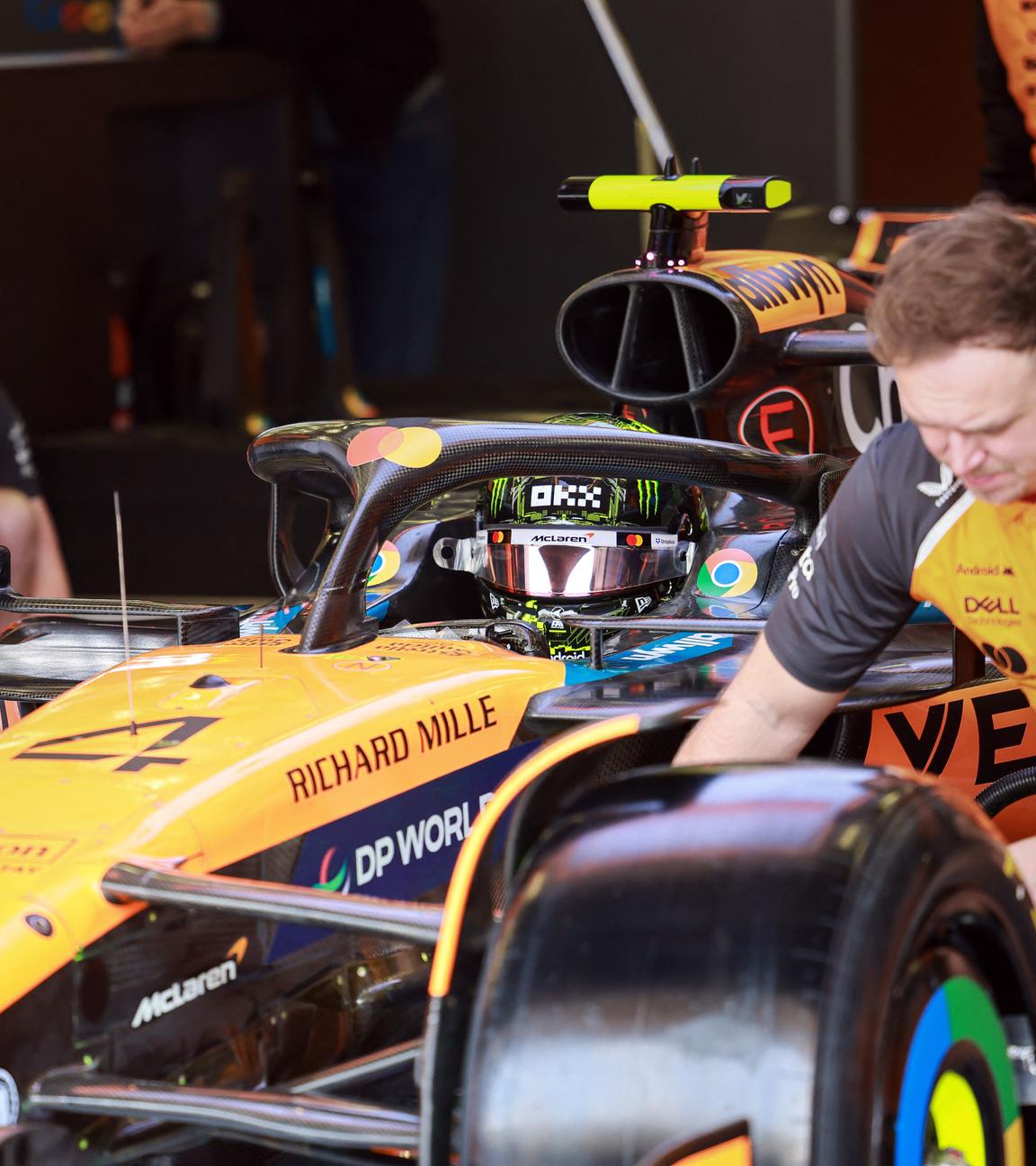 Lando Norris von McLaren nimmt am dritten Tag der F1-Vorsaisontests.