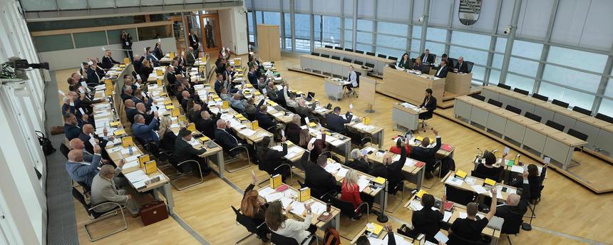 Der Plenarsaal vom Landtag von Sachsen-Anhalt, aufgenommen am 06.10.2026