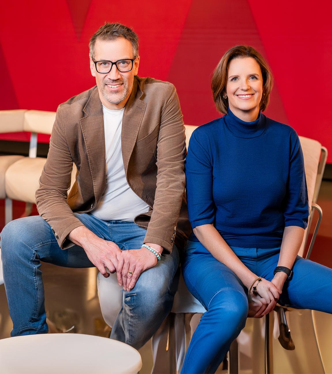 Marcus Niehaves und Valerie Haller im WISO-Studio