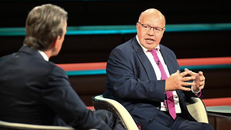 Markus Lanz im Gespräch mit Ex-Wirtschaftsminister Peter Altmaier