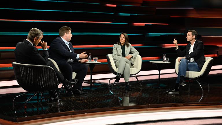 Johannes Volkmann, Marina Kormbaki und Andreas Audretsch zu Gast bei "Markus Lanz".