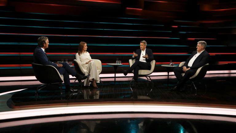 Journalist Nikolaus Blome zu Gast bei Markus Lanz.