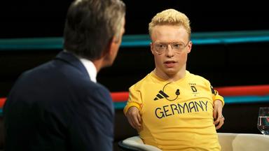 Der Para-Schwimmer Josia Topf spricht in der Sendung mit Markus Lanz