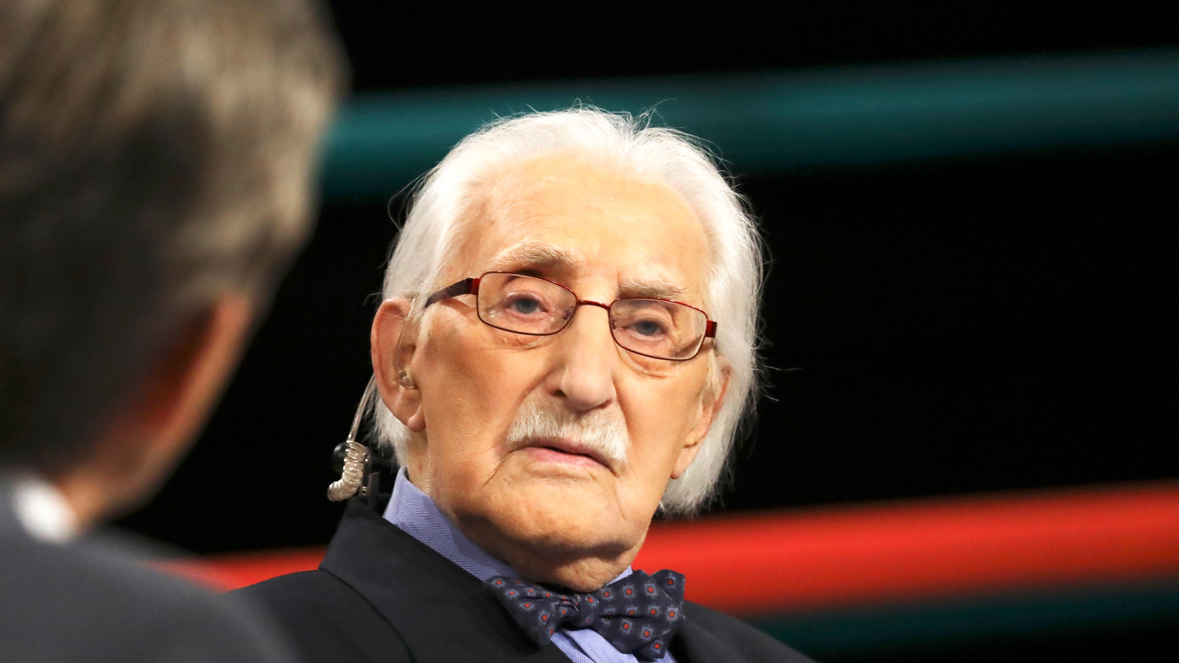 Der Auschwitz-Überlebende Leon Weintraub zu Gast bei Markus Lanz.
