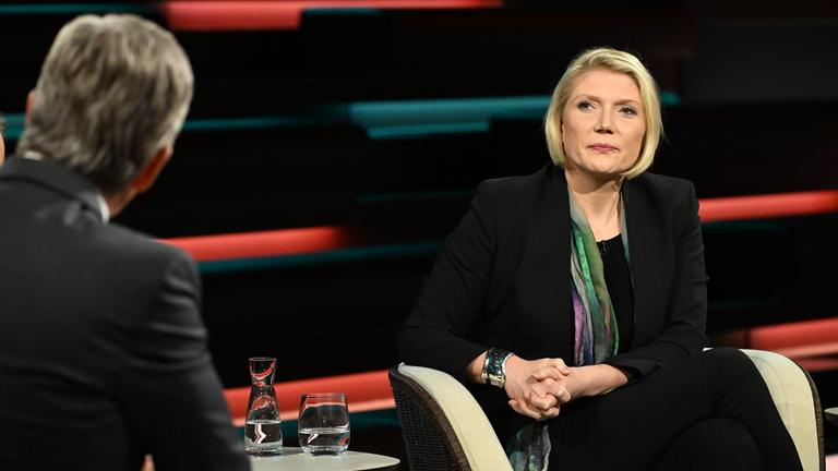 Politologin Cathyrn Clüver Asbrook zu Gast bei "Markus Lanz".