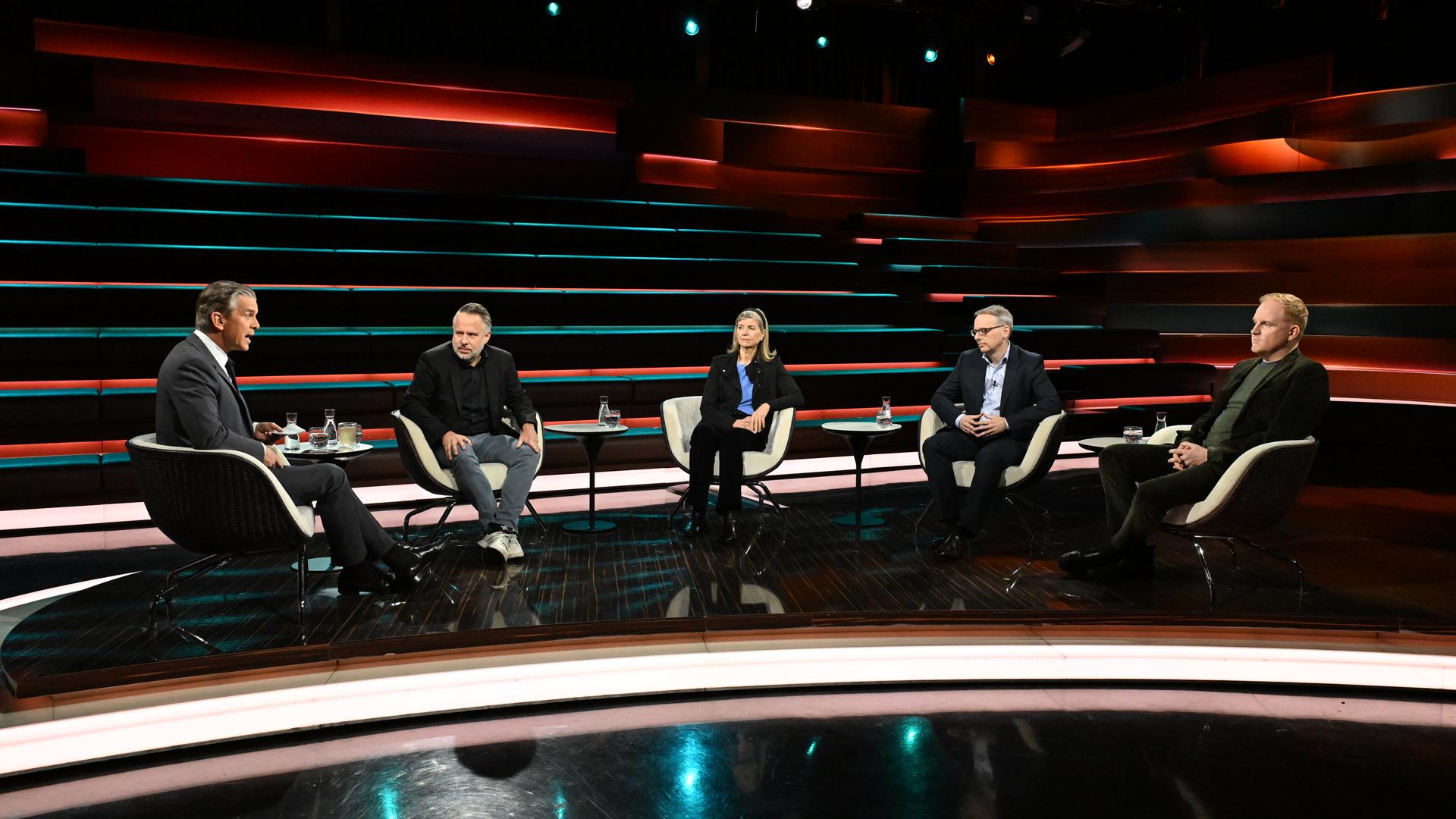 Andreas Peichl, Dorothea Siems, Sebastian Klüsener und Stefan Schultz zu Gast bei "Markus Lanz".
