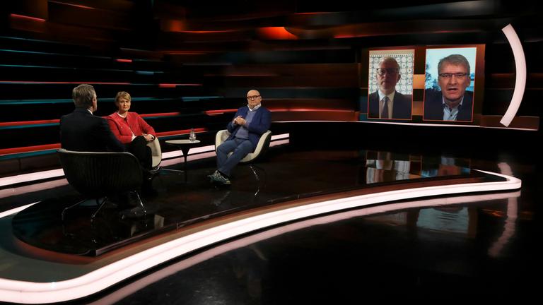 Jana Puglierin und Ulf Röller sowie Schalte zu Elmar Theveßen und Andrej Melnik bei "Markus Lanz".