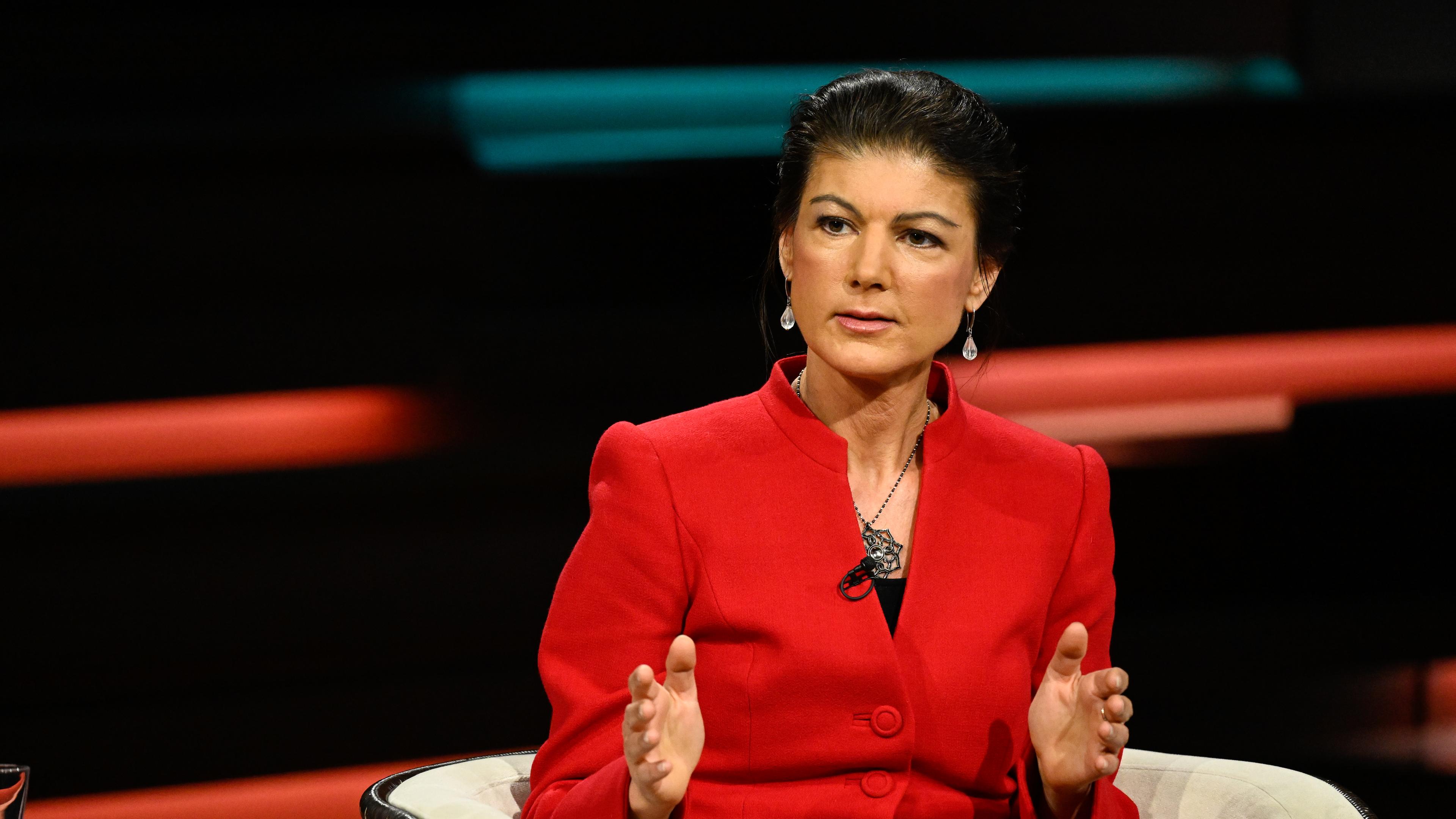 Die Linken-Politikerin Sahra Wagenknecht zu Gast bei "Lanz"