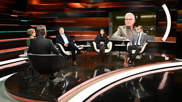 Markus Lanz, Franziska Brantner, Michael Bröcker, Azadeh Zamirirad, Nico Lange und Schalte: Thomas Strobl.