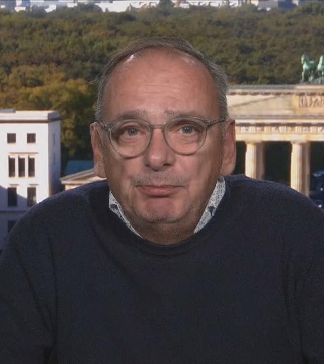 ZDF-Hauptstadtkorrespondent Lars Bohnsack berichtet live aus Berlin. 