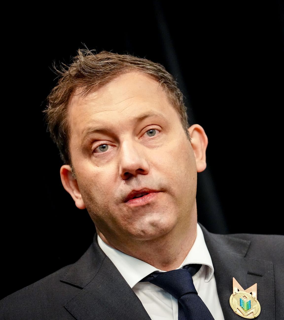 22.05.2025: Lars Klingbeil (SPD), Bundesminister der Finanzen, Vizekanzler und SPD-Bundesvorsitzender, gibt zum Abschluss des Treffens der G7-Finanzminister und Notenbankgouverneure eine Pressekonferenz.