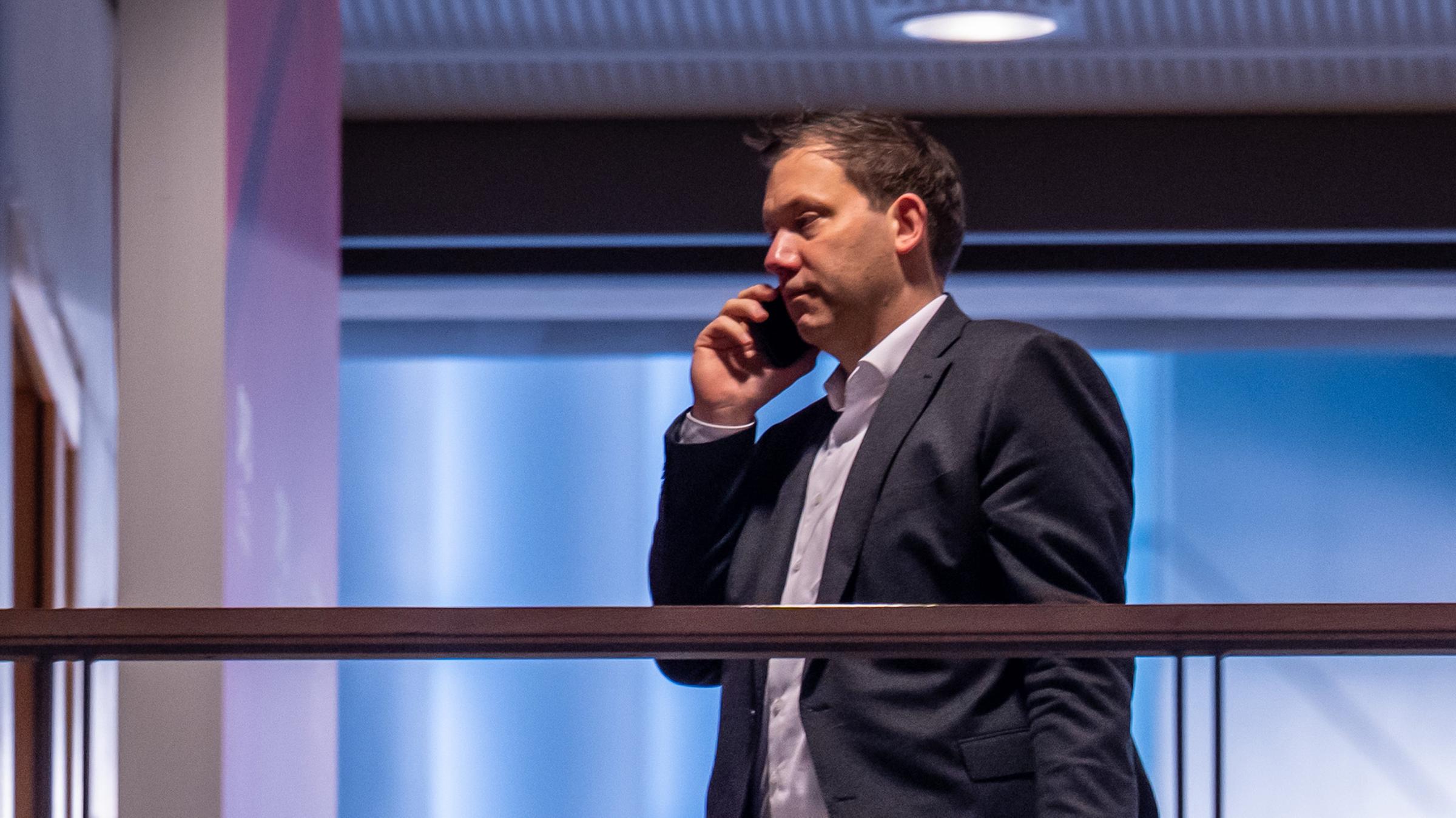  Lars Klingbeil, kommt zu den Sondierungsgesprächen von Union und SPD im Jakob Kaiser Haus im Bundestag an. (Archiv)