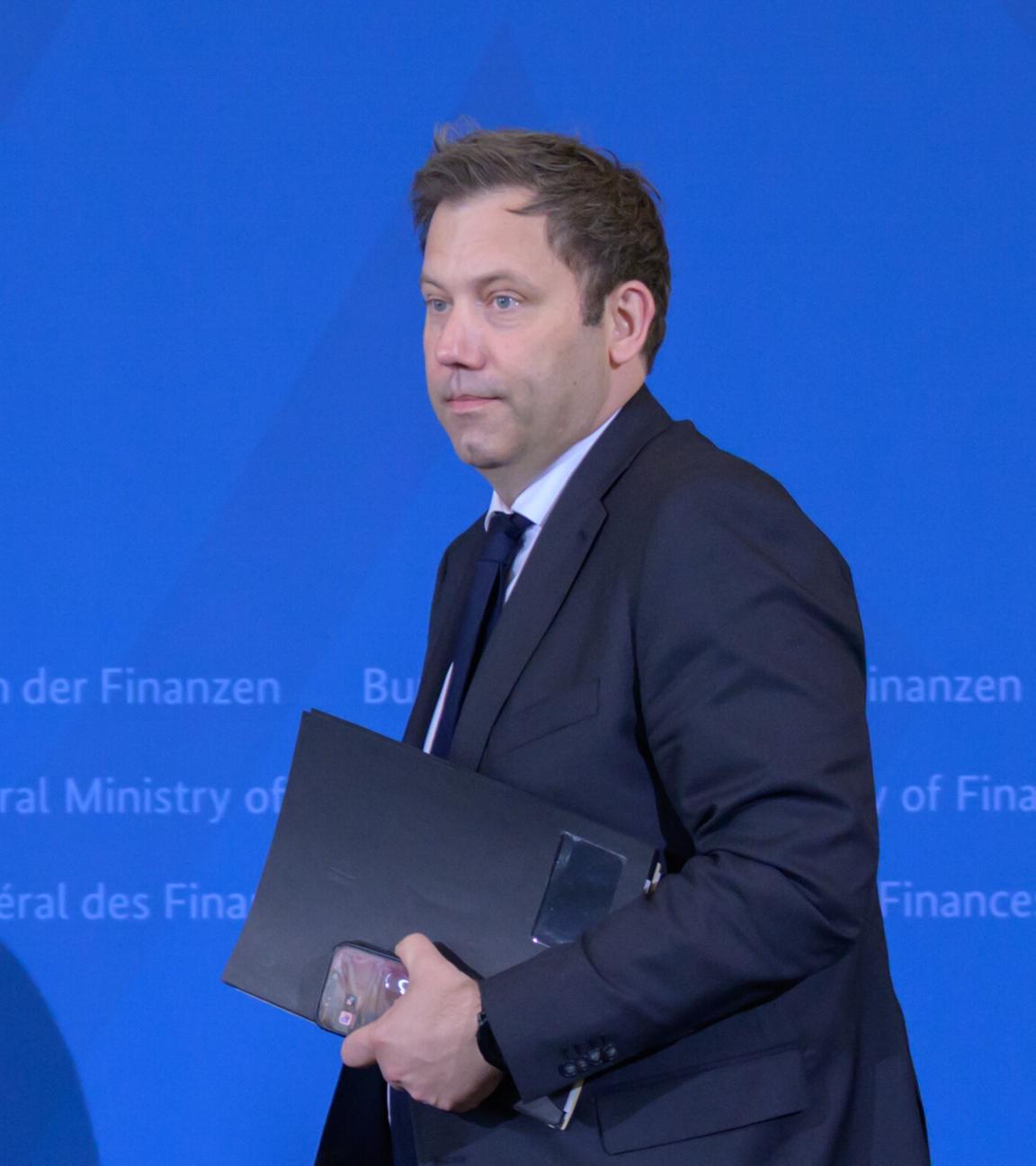 Archiv: Pressekonferenz mit Finanzminister Lars Klingbeil zur Steuerschätzung