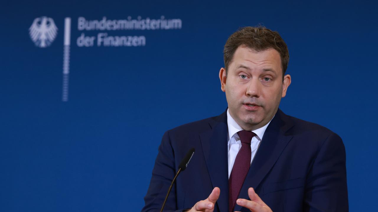Steuerschätzung: Einnahmen etwas höher als erwartet