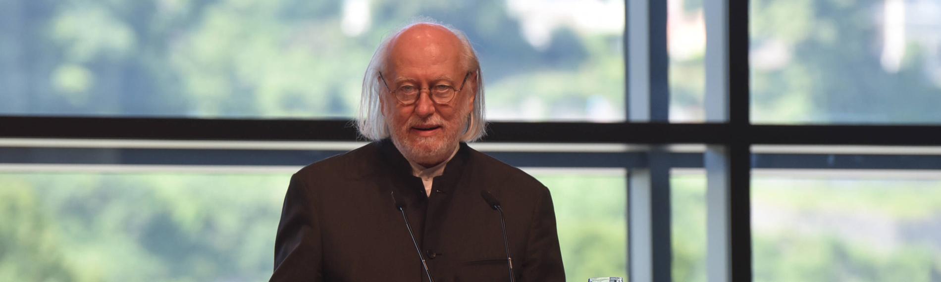 Laszlo Krasznahorkai