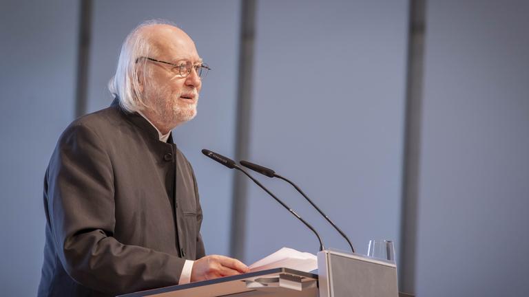 Laszlo Krasznahorkai, Schriftsteller aus Ungarn, hält eine Rede anlässlich seiner Auszeichnung mit dem "Österreichischen Staatspreis für Europäische Literatur 2021"