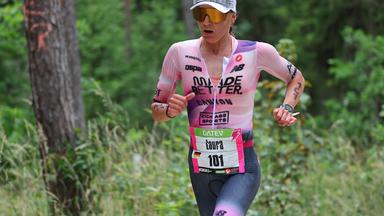 Triathletin Laura Philipp beim Laufen