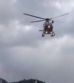 Ein Rettungshelikopter