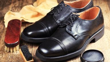 Leder pflegen: So bleiben Schuhe und Taschen lange schön
