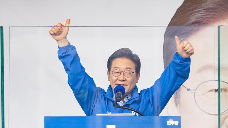 Lee Jae-myung während einer Wahlkampfrede in Südkorea am 02.06.2025.