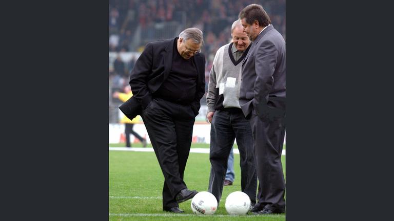 Kardinal Lehmann im Mainzer Bruchwegstadion