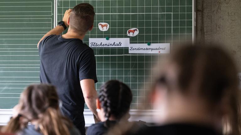 Immer mehr Lehrkräfte klagen über den starken Anstieg bei Fällen verbaler und körperlicher Gewalt.