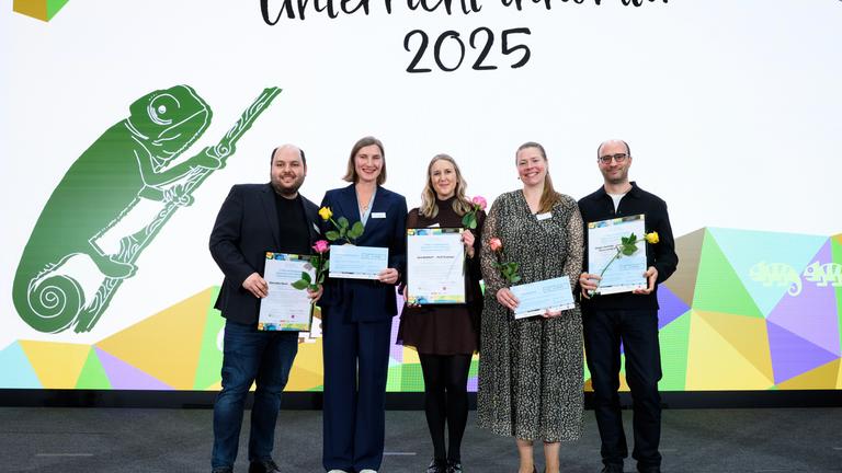 Insgesamt fünf Lehrkräfte wurden für innovative Ideen ausgezeichnet.