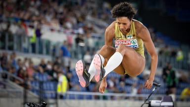 Malaika Mihambo in Aktion beim Weitsprung Finale der Frauen.