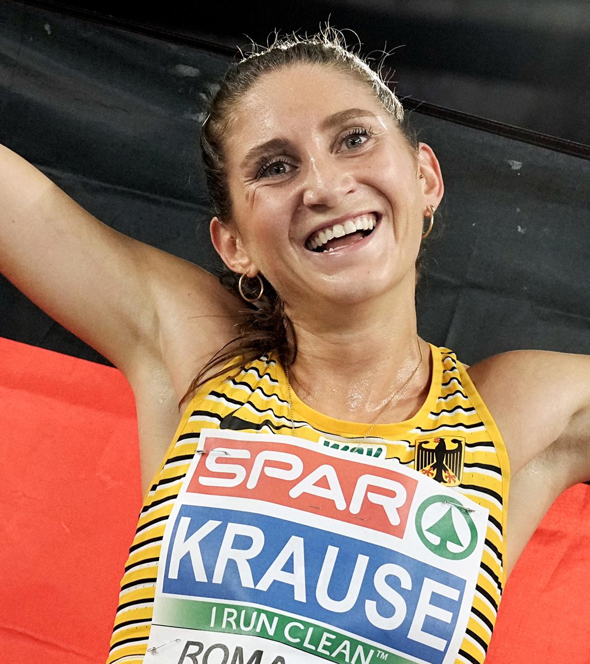 Leichtathletik: EM, Europameisterschaft: 3000 m Hindernis, Frauen, Finale : Zweitplatzierte Gesa Felicitas Krause aus Deutschland freut sich über Silber