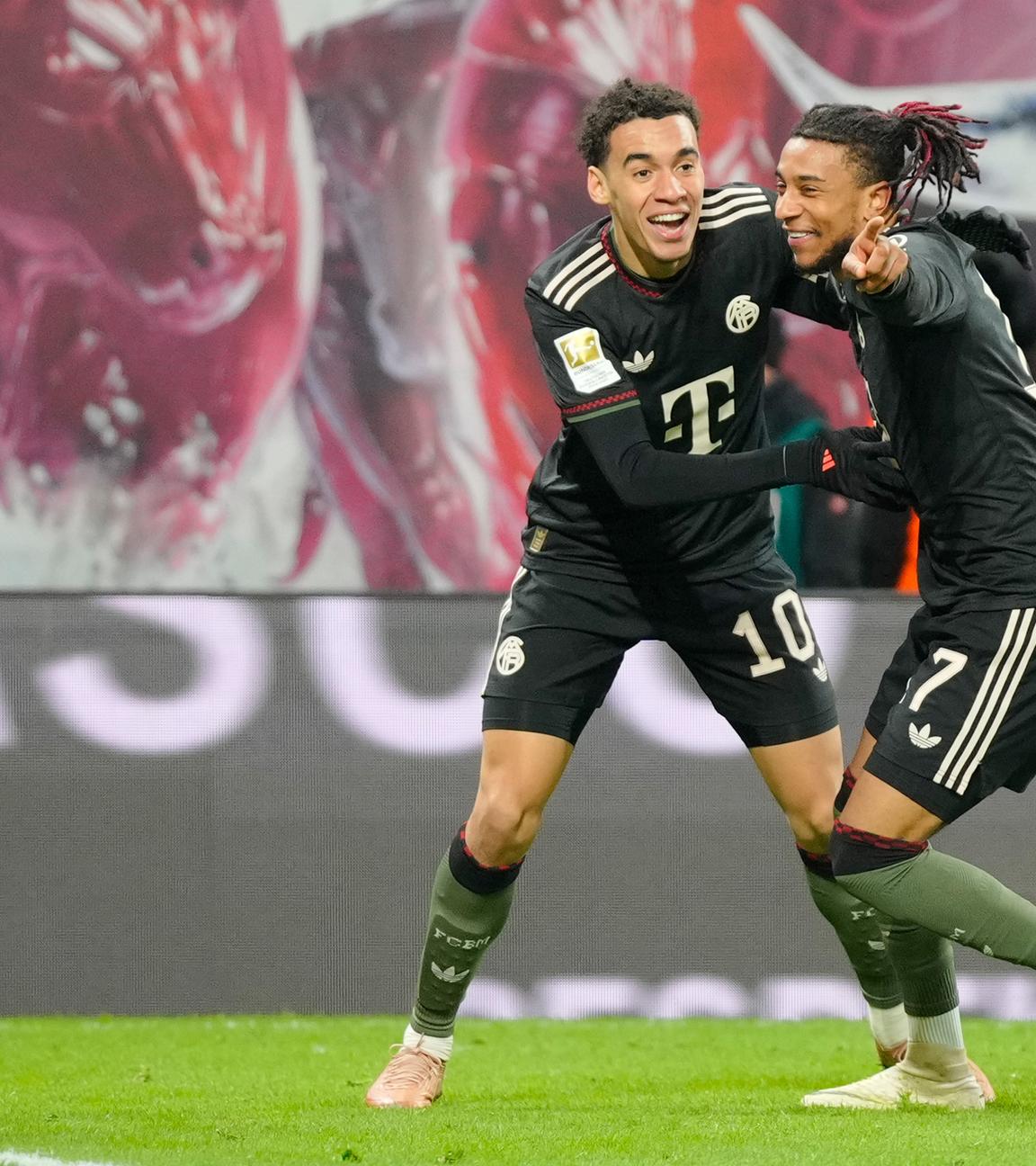 Jamal Musiala und Michael Olise am 17.01.26