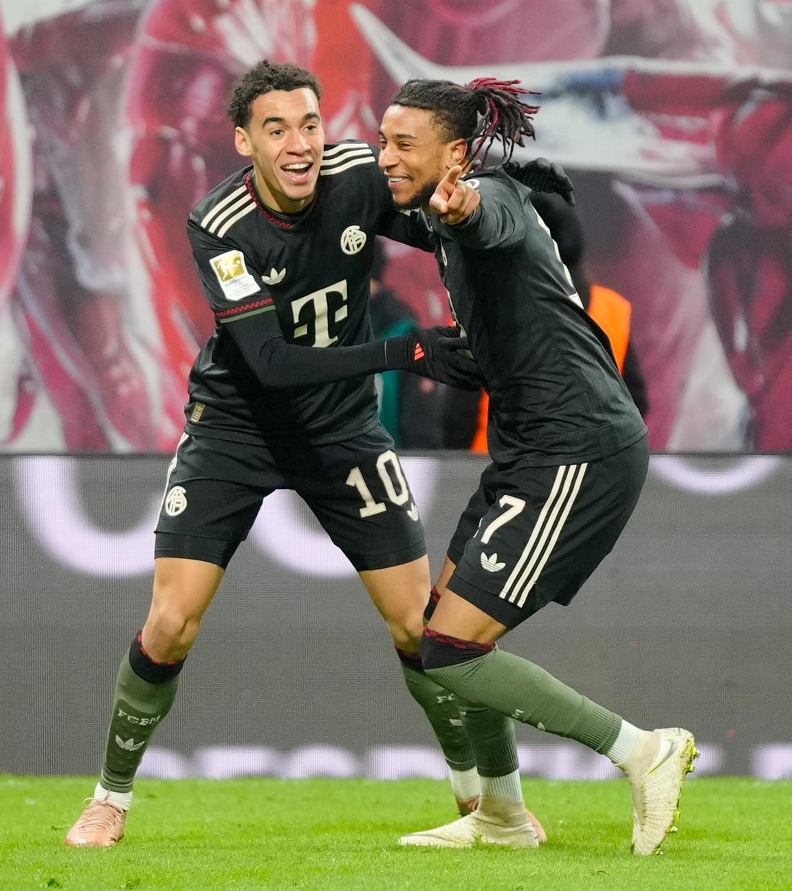 Jamal Musiala und Michael Olise am 17.01.26