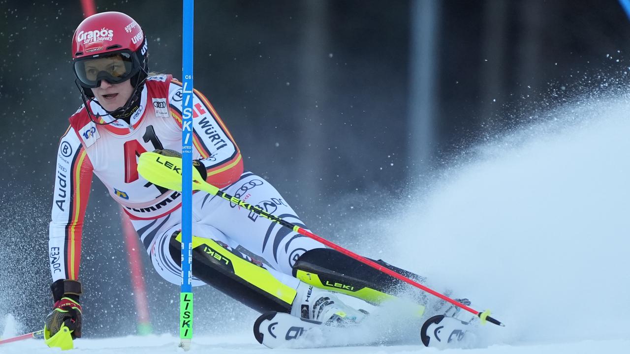 Ski Alpin: Frauen-Slalom in Semmering, 1. Lauf relive
